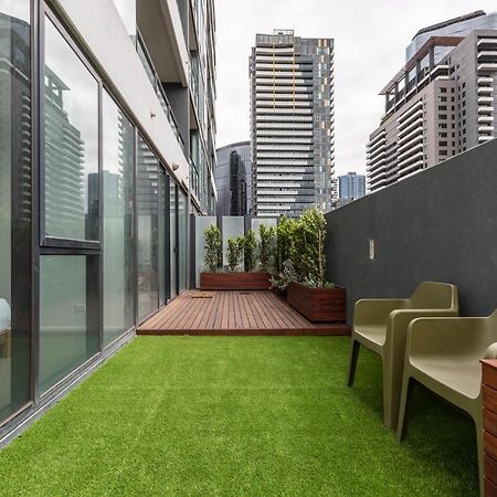 ☆Of Southbank☆Light Filled Apartment☆Huge Private Terrace With City Views☆Parking☆Pool☆Gym☆Wifi Мельбурн Экстерьер фото